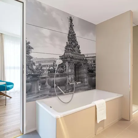 Hotel Nh 4*